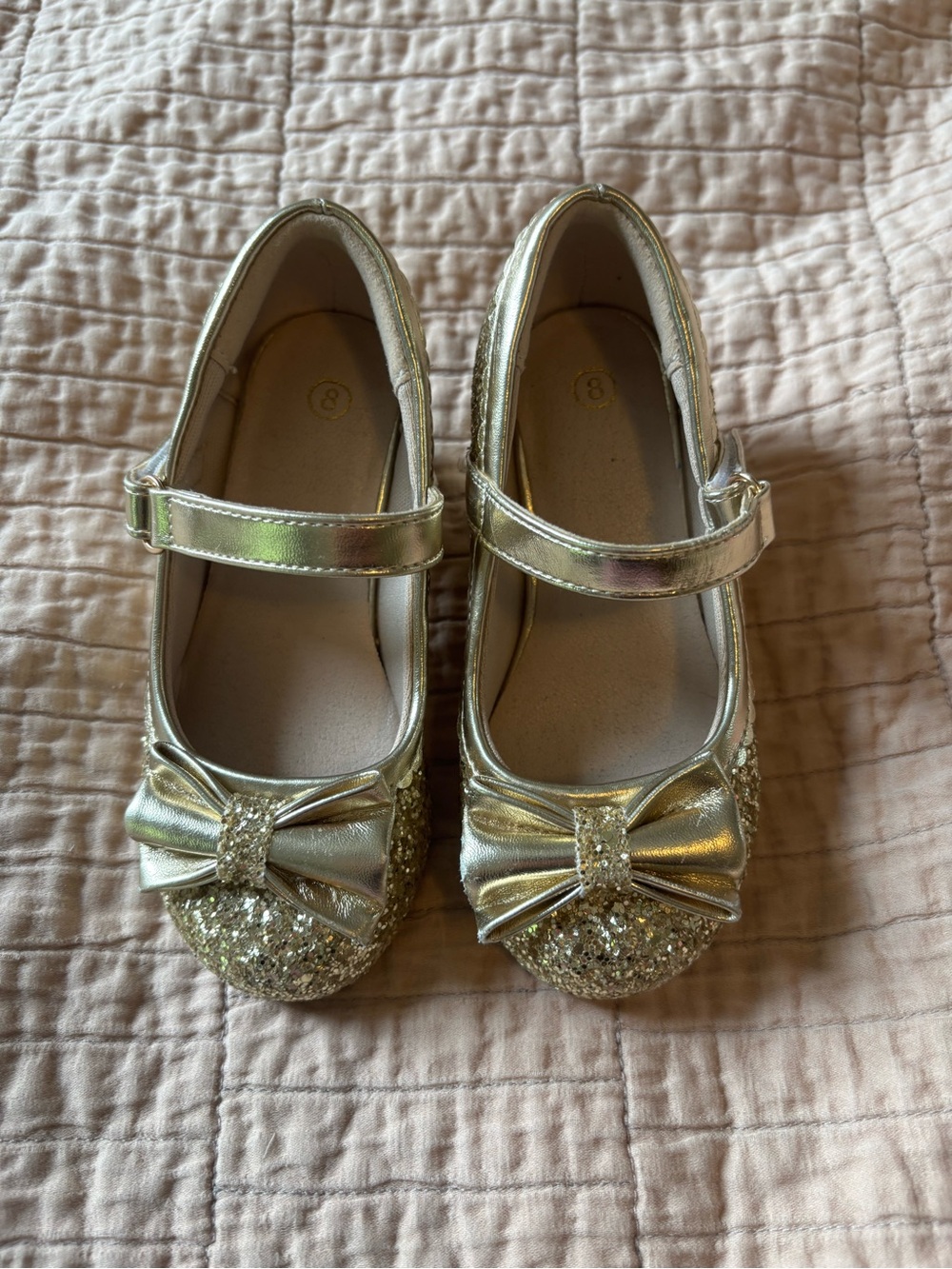Girls Gold Mary Jane Glitter Bow Shoes